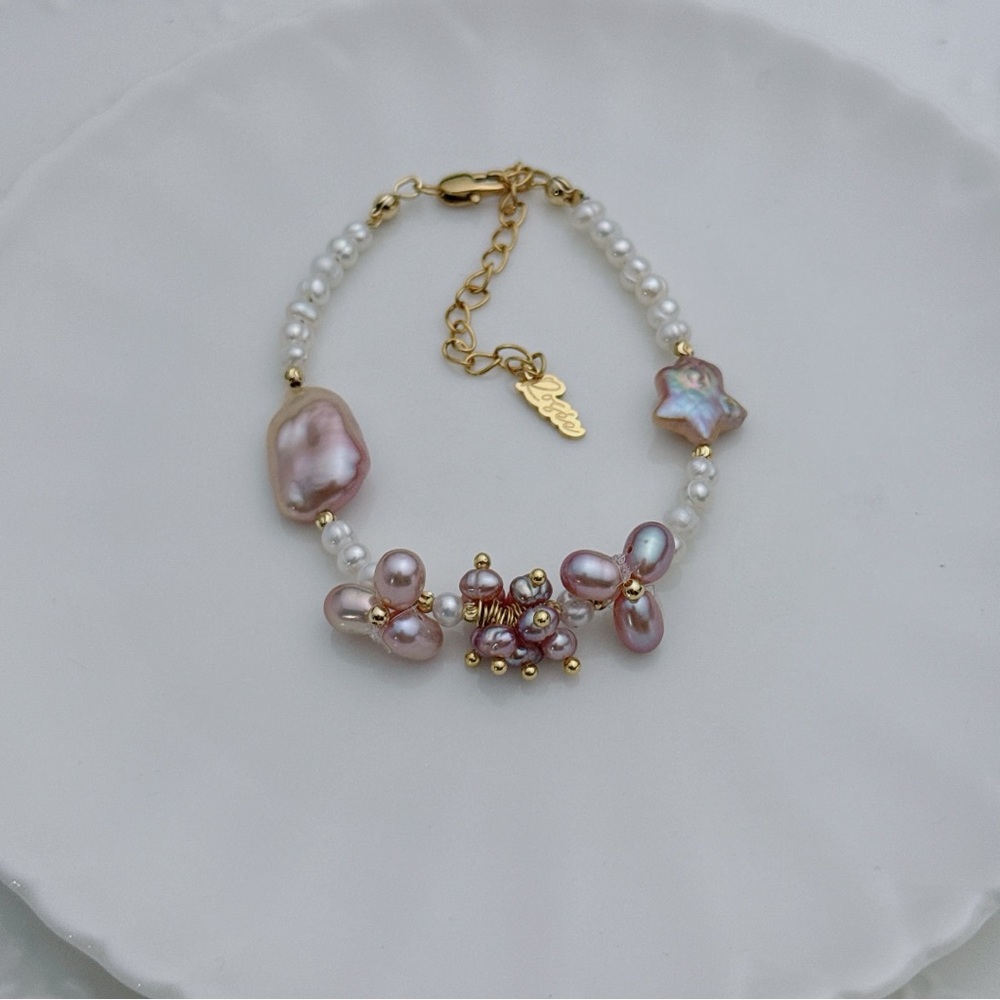 B142 Handmade Freshwater Baroque Pearl Bracelets - Picture 2 of 4